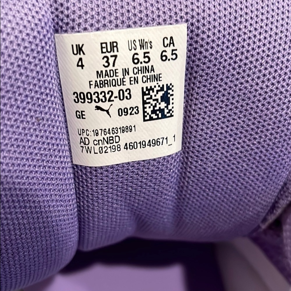 Puma Purple Sneakers with Chunky Soles and High-Top Design - Picture 6 of 6